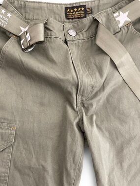 Brand new! 5 Star khaki cargo pants with star belt. 
Size 1 / 25